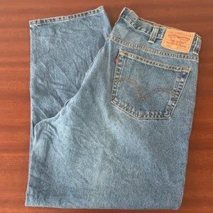 Vintage men 560 Levi’s mom jeans